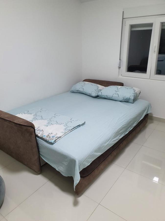 Apartman Tolosi 2 Podgorica Ngoại thất bức ảnh